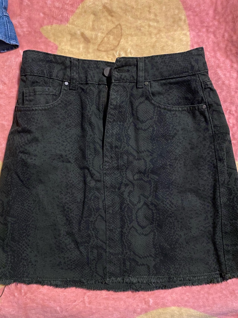 Women’s Hollister Green Snake Print Mini Skirt